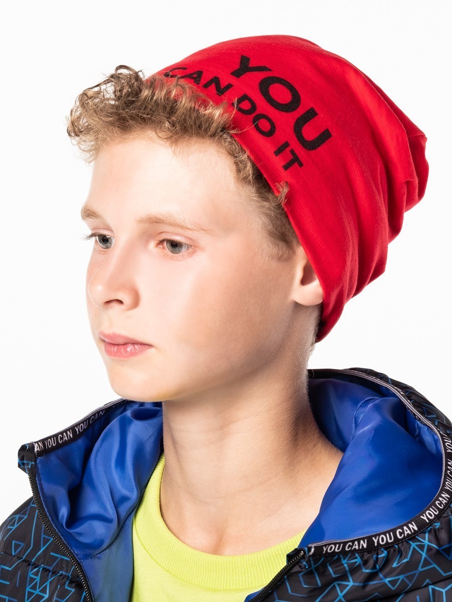 Красная шапка для мальчика