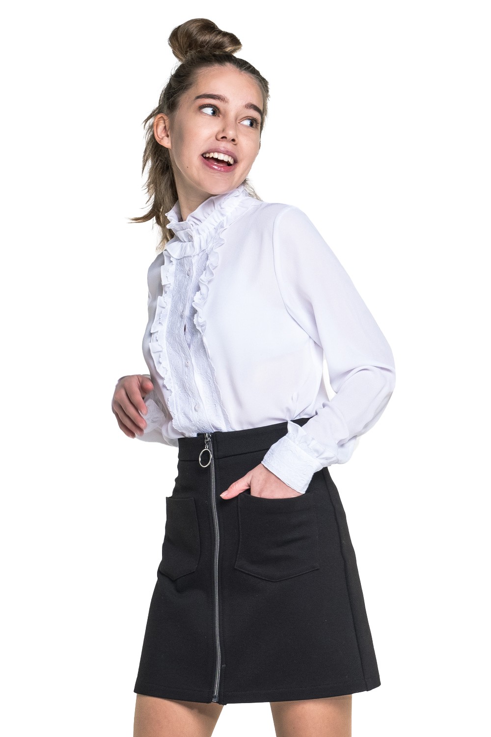 Белая блузка с длинным рукавом для девочки