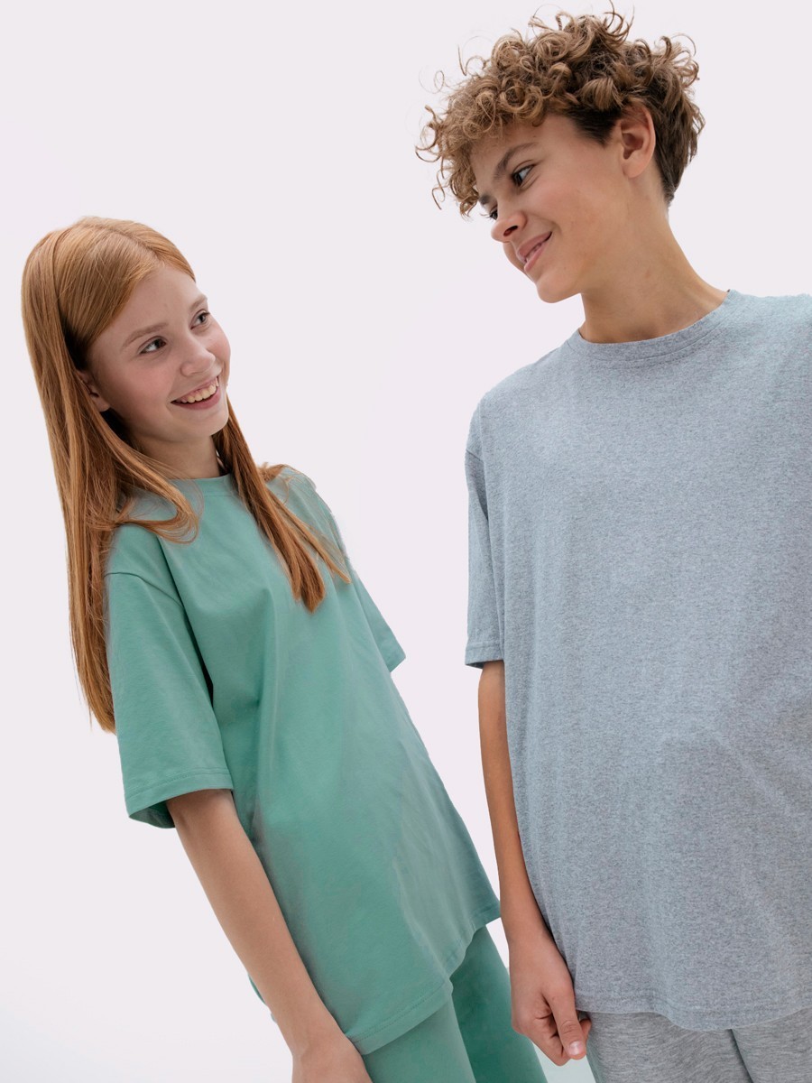 Фото футболка для мальчика и девочки 102453_OLU