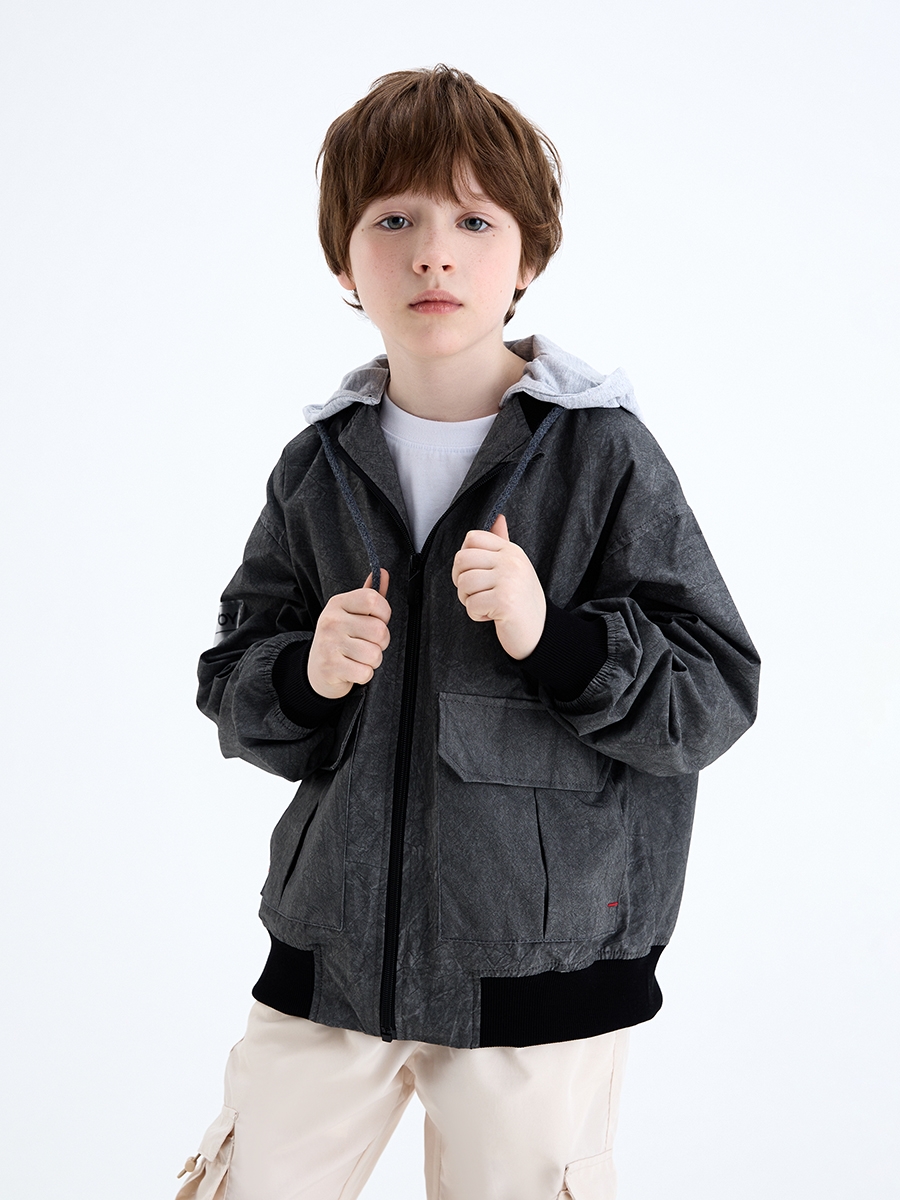 104242_OOB Куртка для мальчика